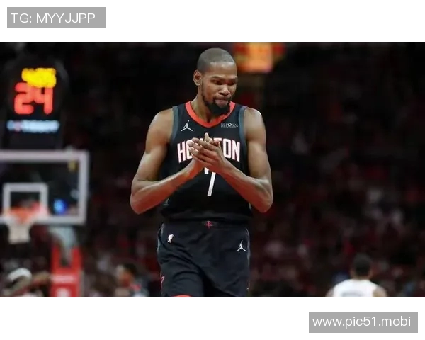 杜兰特：我有责任成为申京的后盾 他才23岁&两届全明星&渴望进步