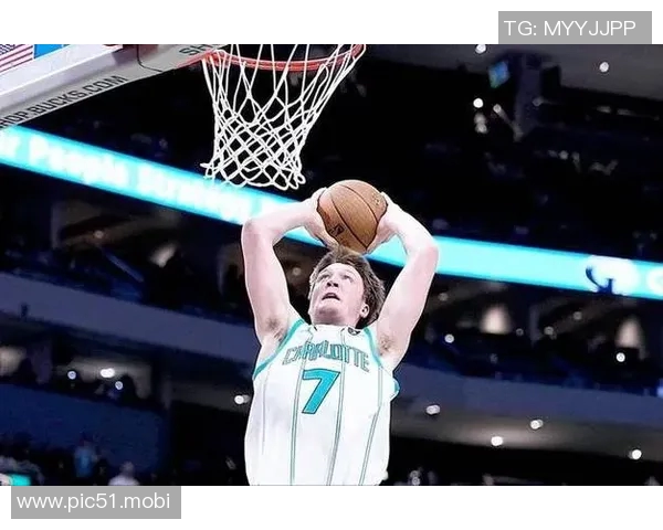 黄蜂主帅:克尼佩尔是位谦逊的球员,他的特质会感染全队 黄蜂主帅:克尼佩尔是位谦逊的球员,他的特质会感染全队